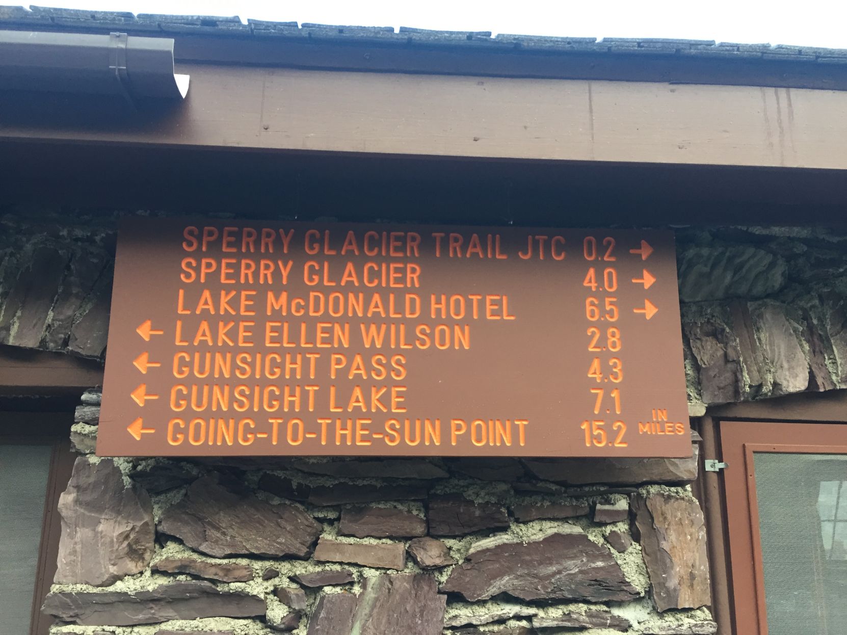 Sperry Chalet trail sign
